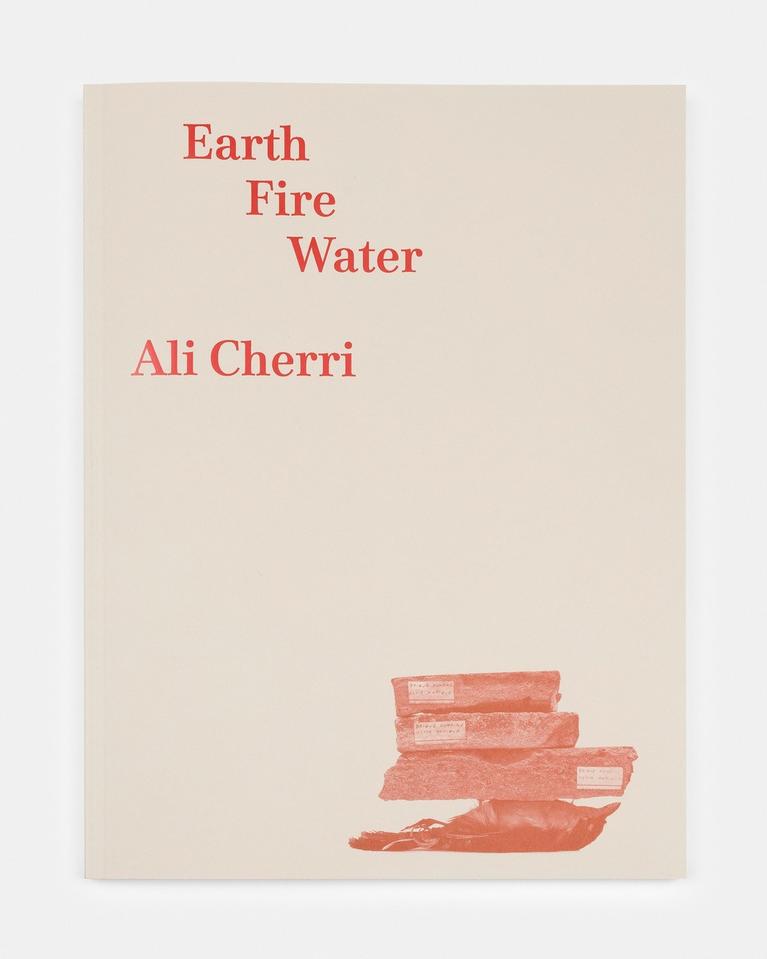 Couverture de l'ouvrage Earth, Fire, Water d’Ali Cherri publié par Dilecta