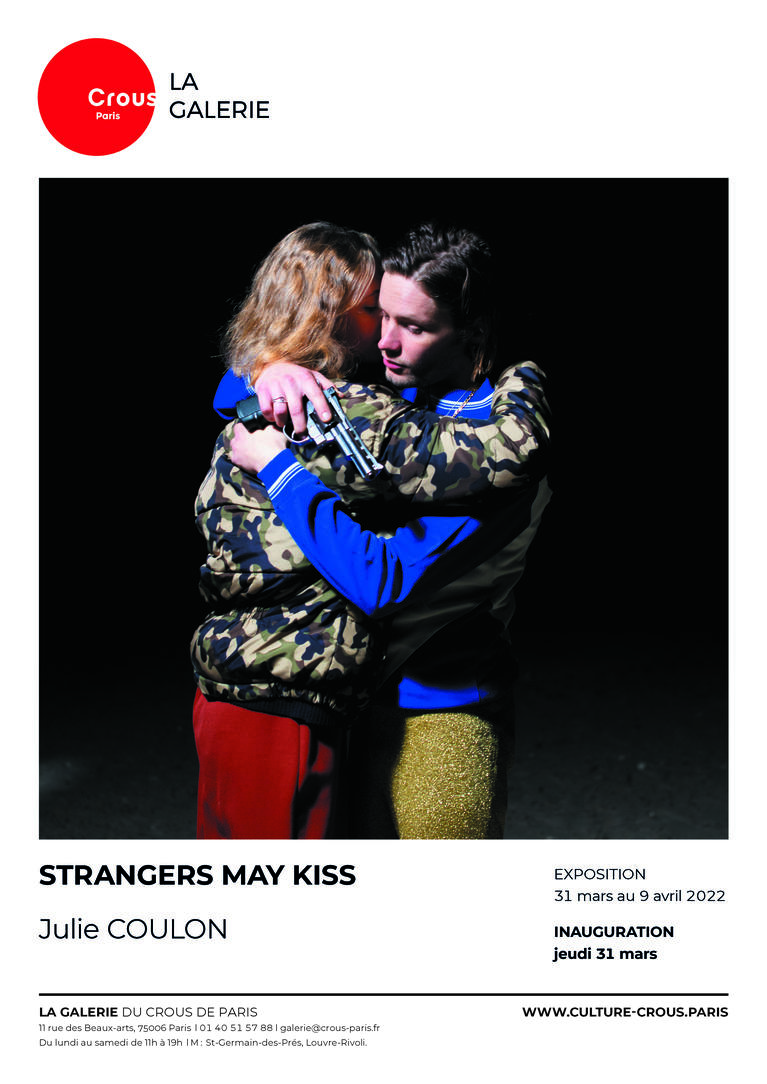 affiche STRANGERS MAY KISS // Julie COULON