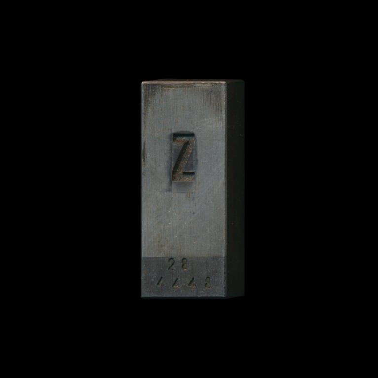 « z », caractère gravé par Marcel Mouchel