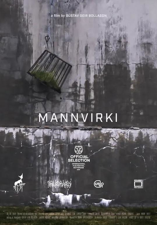 Affiche du film « Mannvirki », représentation d'un mur délavé