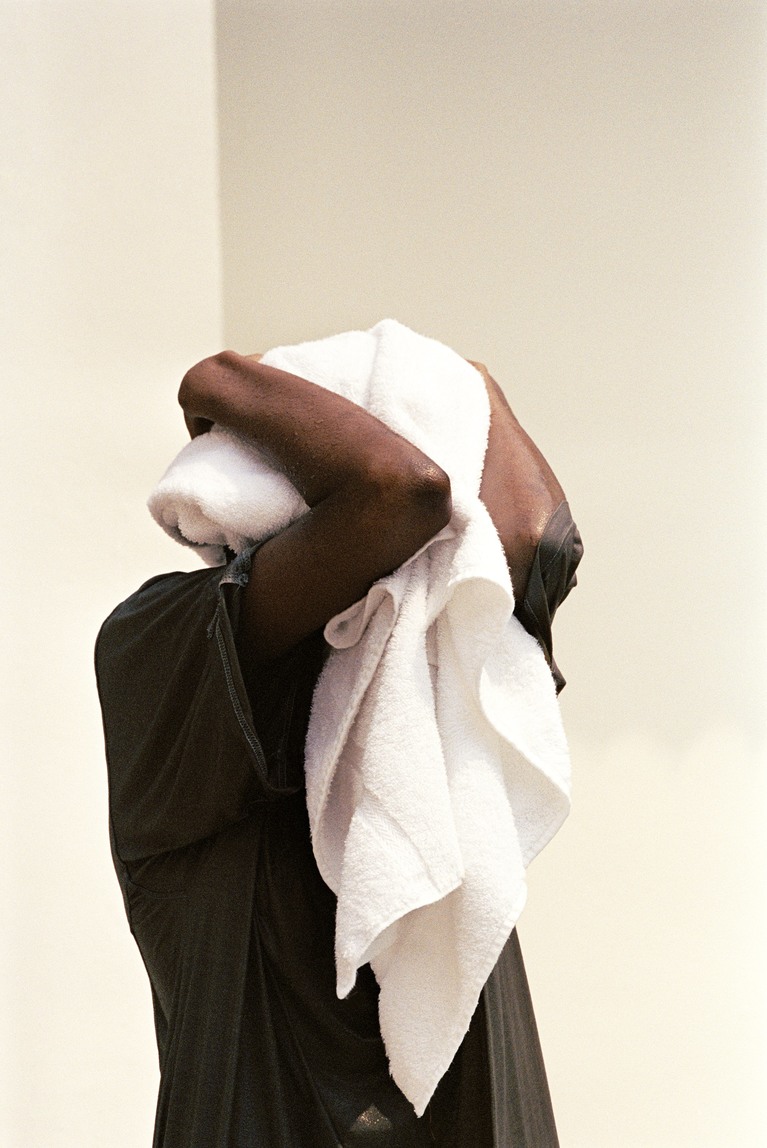 Henry ROY, White Towel, 2004